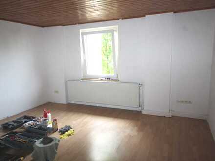 Einfache 4-Zimmer-Wohnung in Düsseldorf-Unterrath