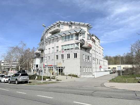 Wohnen mit Flair im Yorckgebiet – Helle 2-Raum-Wohnung mit Einbauküche und Balkon