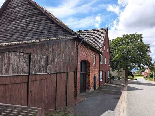 Einfamilienhaus mit Scheunenanbau