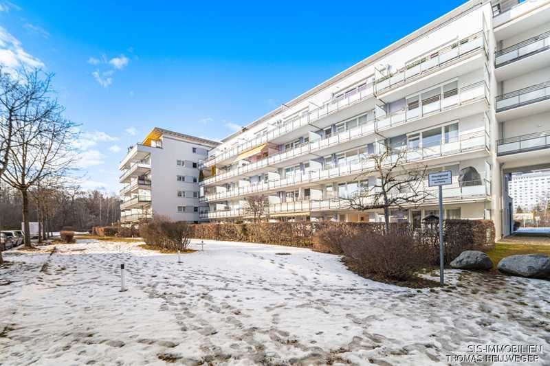 ** Gelegenheit ** 1,5 Zimmer-Wohnung im Erdgeschoss in München Großhadern