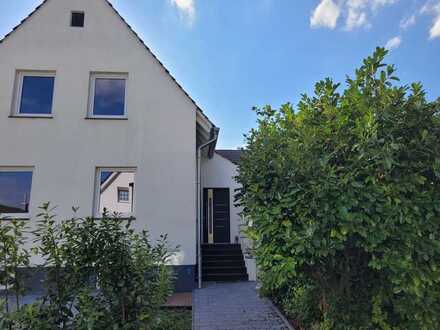 Freistehendes Haus im Grünen in Isernhagen Kirchhorst