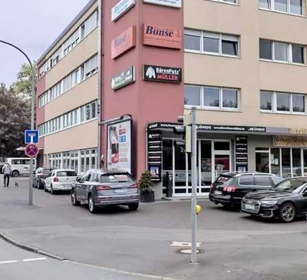 Bürofläche/Ladenlokal in Top-Lage an der Borchener Straße