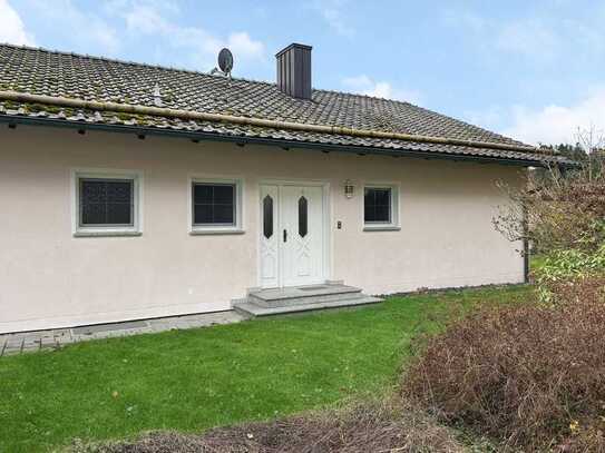 Charmanter Bungalow in Stallwang zur Vermietung ab dem 01.04.2025