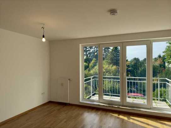 PROVISIONSFREI |Modernisierte Eigentumswohnung in stilvoller Stadtvilla – Top-Lage in Bernau!