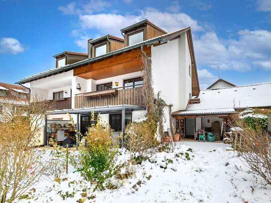 Doppeltes Wohnglück: Zwei Wohnungen mit Gartenidylle