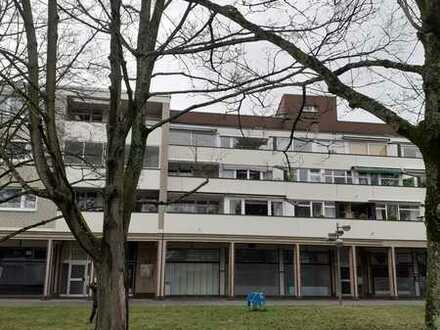 Ansprechende 3-Zimmer-Wohnung mit Balkon in Neuss Norf