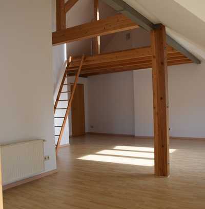 v.Privat Dachstudiowohnung/Loft in Jugendstilhaus in Wiesb.-Sonnenberg Nähe Kurpark