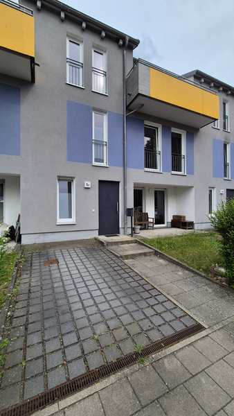                                                               4-Zimmer-Maisonette-Wohnung N&auml;he Flughafen Waggum                                                       in Flughafen (Frankfurt am Main)