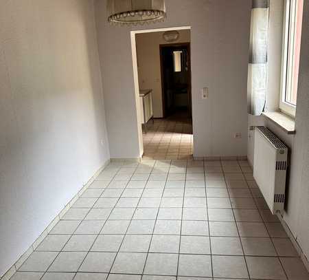 HU-Kesselstadt Ideal für Heimfahrer Ansprechende Wohnung nähe Schloss