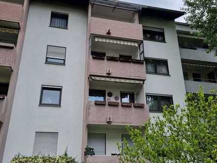 Gepflegte 3-Zimmer Wohnung mit Balkon und Stellplatz in guter Lage - Karlsruhe (Oststadt)