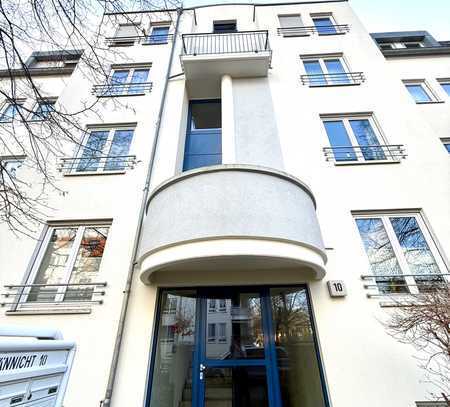 Charmante Dachgeschosswohnung mit Blick über die Dächer Dresdens