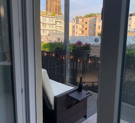 Sanierte 3-Zimmer-Wohnung mit Balkon in Köln Nähe Mauritiuskirche