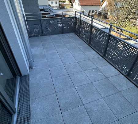 Erstbezug sonniger 3-Zimmerwohnung im Neubau - mit Balkon