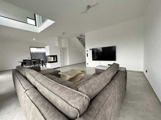 PROVISIONSFREI!! Elegante Villa mit Loft-Charme