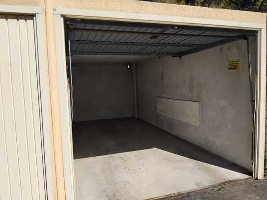 Garage für Kfz zu vermieten