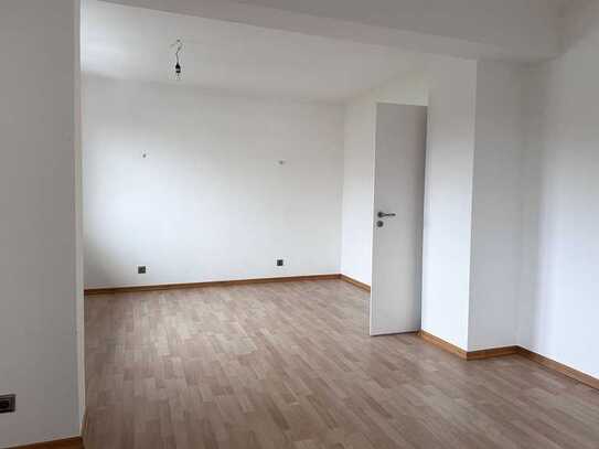 Helle Wohnung mit Dachstudio in Bad Vilbel-Dortelweil!