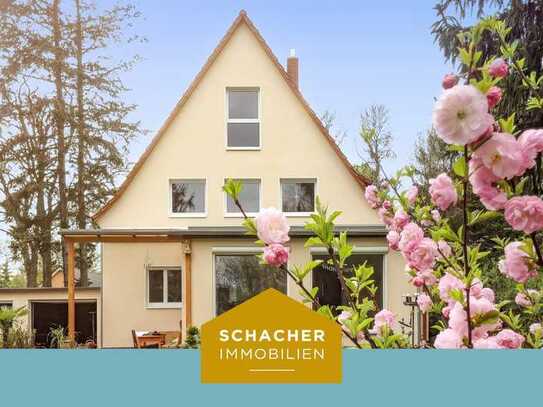 Großzügiges Einfamilienhaus von 1937 mit Wintergarten in Spitzenlage von Finkenkrug