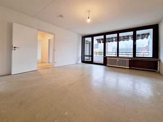 Bezugsfreie 2-Zimmer-Wohnung mit Westloggia und Fahrstuhl nur 300 Meter vom Kudamm!