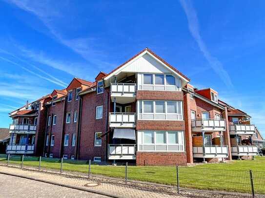 5584 - Attraktive 4-Zimmer-Wohnung mit EBK und Dachterrasse in ruhiger Lage von Hinte