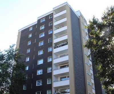 Duisburg - Walsum : Gepflegte und bezugsfertige 2-Zimmer-Wohnung im 7. OG mit Aufzug und Balkon