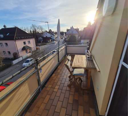 Gemütliche 2-Raum-Dachgeschosswohnung mit Balkon und Einbauküche in Fürstenfeldbruck