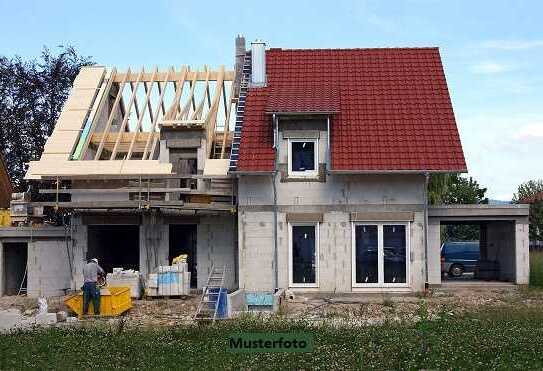 Heimwerker aufgepasst! Doppelhaus im Rohbauzustand (ohne Dach)