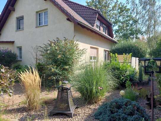 Herrliches Einfamilienhaus mit schönem Grundstück... ruhige, idyllische Waldrandlage