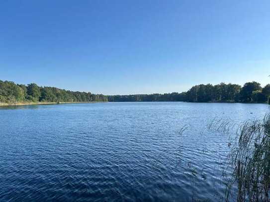 Gemütliches kleines Haus mit Steganlage am Stolzenhagener See