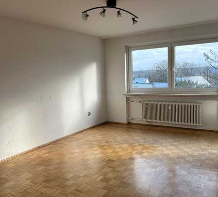 Sanierte 2-Raum-Wohnung mit Balkon in Waldkraiburg