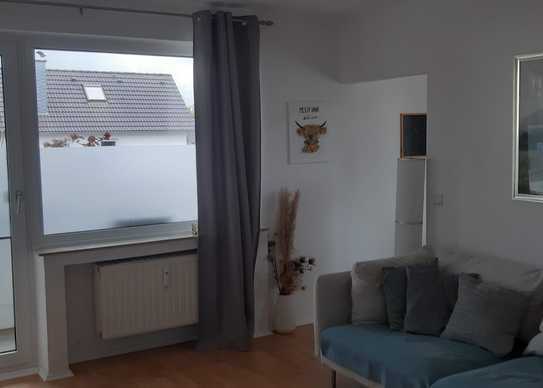 Attraktive und modernisierte 2-Zimmer-Wohnung mit gehobener Innenausstattung in Solingen