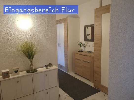 Gepflegte 2,5 Zimmer Wohnung mit Balkon und Einbauküche