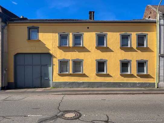 Historischer Vierkanthof auf 1315 m² Grundstück in Zülpich/Hoven mit weiterem Bauplatz ...