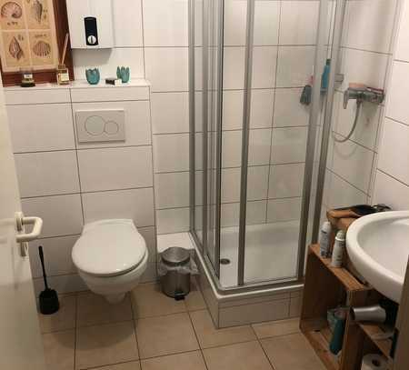 Freundliche 1-Zimmer-Wohnung mit Balkon und EBK in Siegburg