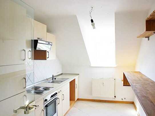 *provisionsfrei* Moderne Dachgeschoßwohnung in zentraler Lage Wiesbadens