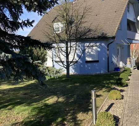 Vollständig renovierte Erdgeschosswohnung mit 2,5 Zimmern sowie Terrasse und EBK in Gross Nemerow