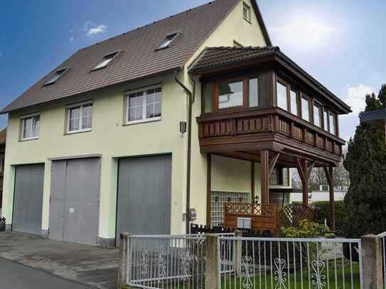 Zweifamilienhaus mit Hochgaragen in Toplage