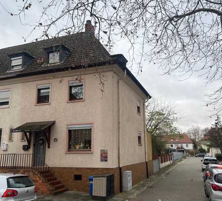 Ohne Makler 5-Zimmer-Reihenendhaus in Ludwigshafen am Rhein Mundenheim