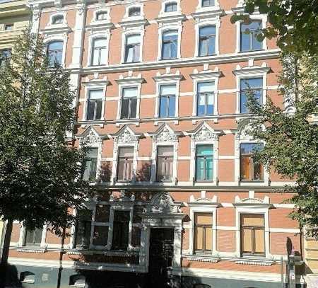 *** Zentrumsnahe 2-Raum-Wohnung mit Balkon! ***