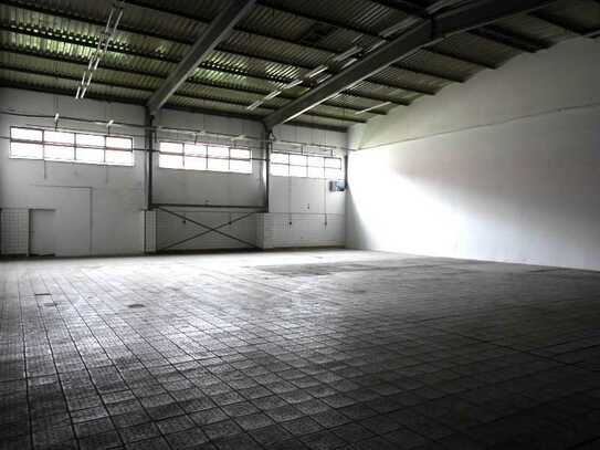 Lager- & Produktionshalle mit ca. 600 m².