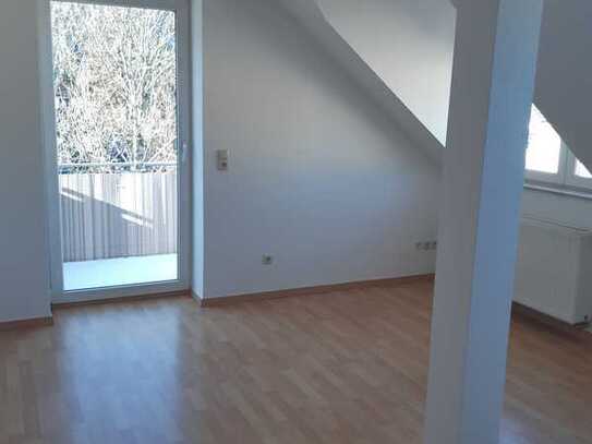 Helle, kleine 2-Raum-Wohnung mit Balkon in Greiz (WE20)