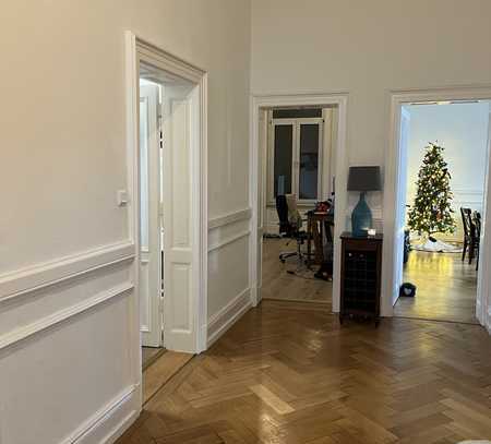 Tolle 6 Zimmer Altbauetage in TOP-Lage Wiesbaden, nähe Kurpark