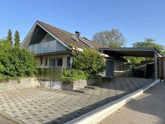 Geräumiges, 7-Zimmer-Einfamilienhaus mit sehr großem (eigenem) Grundstück in Sinsheim-Gartenstadt