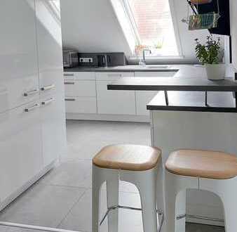 Offene Maisonette-Wohnung mit Münsterblick, Balkon und zwei Tiefgaragen-Stellplätzen