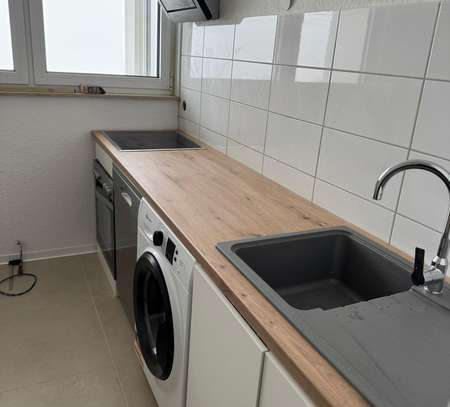 Komplett sanierte und renovierte 4-Zimmer-Wohnung in Frankfurt am Main - Sachsenhausen