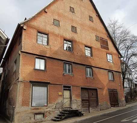 Denkmalgeschützes Fachwerkhaus mit Grundstück