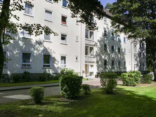 Wir renovieren Sie ziehen ein 2. Zimmer Wohnung mit Balkon suchen nette Mieter in Herrenhausen