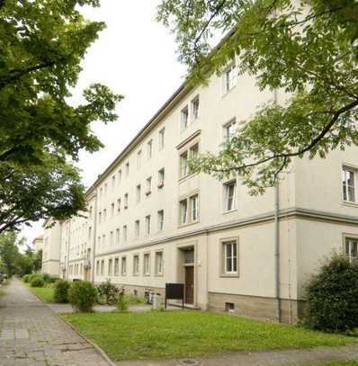 Schöne 4-RWE mit Balkon in ruhiger Lage!