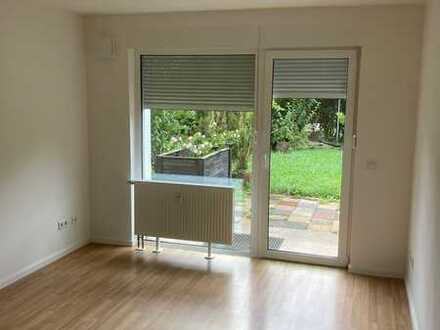 Porz Urbach 2 Zimmerwohnung mit Terrasse und Garten
