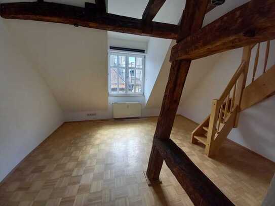 Stilvolle 2-Zimmer-Maisonette-Wohnung mit Loggia und EBK in Schwäbisch Hall