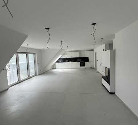 Weissach Neubauwohnung Erstbezug 4-Zimmer-Wohnung mit Einbauküche und Kaminofen